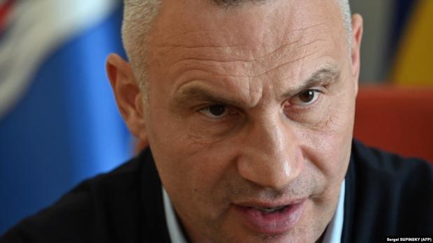  Віталій Кличко заявив, що не має впливу на рішення про заживлення будинка, де він має квартиру, від об’єкта критичної інфраструктури